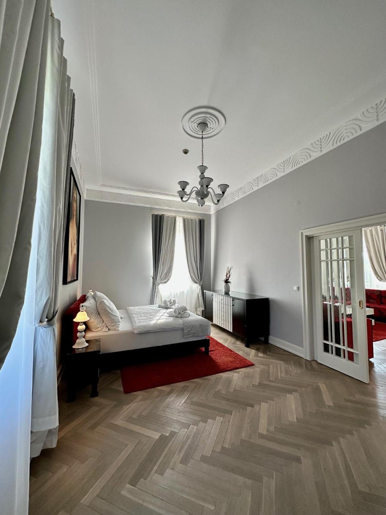Art Hotel Kastiel Tomášov Bagian luar foto